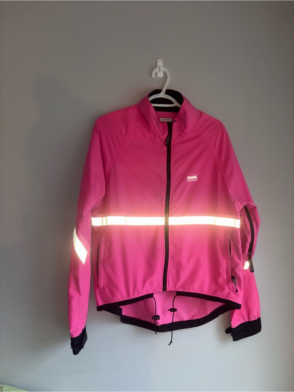 Women’s High-Visibility Pink Utility Jacket with Reflective Banding